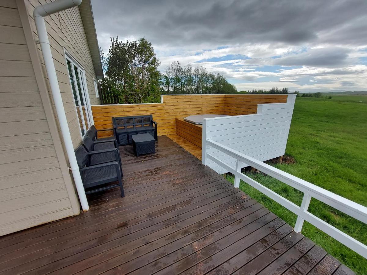 Iceland Inn Lodge, Entire Place With Hot Tub. เซลฟอส ภายนอก รูปภาพ